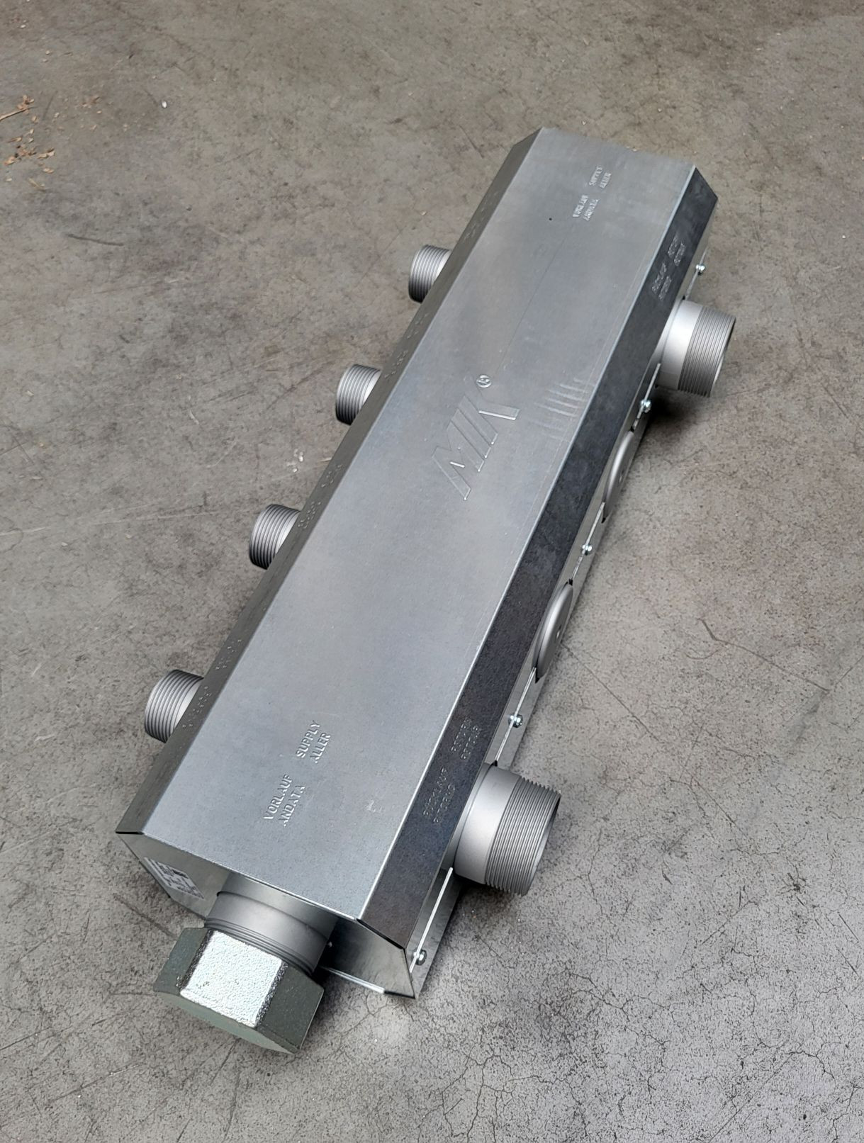 COLLECTEUR POUR 2 GROUPES HYDRAUL.DN32